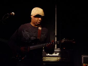 Větší verze po kliknutí. Koncert Afro-Punk Tour, Black Cat, Washington DC (1. 11. 2009): Living Colour