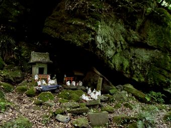 Větší verze po kliknutí. Kamakura, Japonsko (srpen 2010)