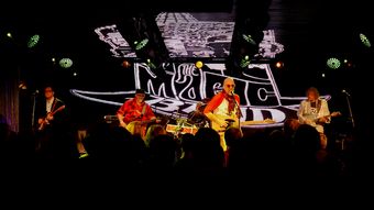 Větší verze po kliknutí. The Magic Band (Under The Bridge, Londýn, 16.3. 2013); fotografoval Jakub Konopásek